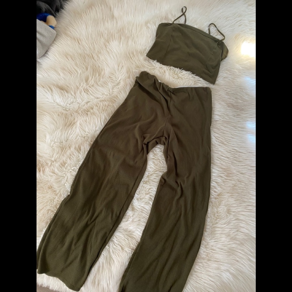 Two Piece Set